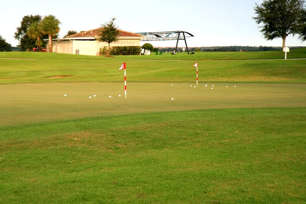 Un campo de golf resort — Foto de Stock