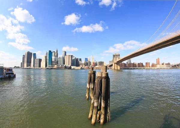 The downtown Manhattan and Brooklyn Bridge — Stock Photo, Image
