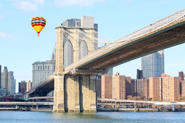 The Brooklyn bridge in New York City — Stock Photo, Image