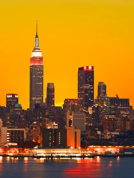 O Empire State Building e Manhattan Midtown Skyline — Fotografia de Stock