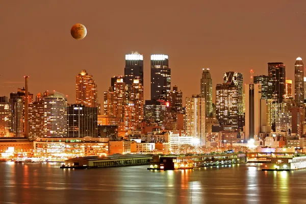 曼哈顿的天际线 — 图库照片