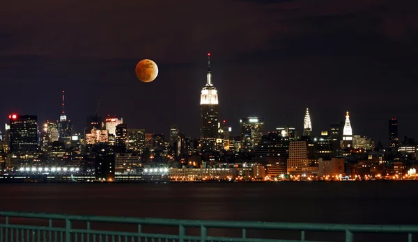 Th Ciudad de Nueva York Skyline — Foto de Stock