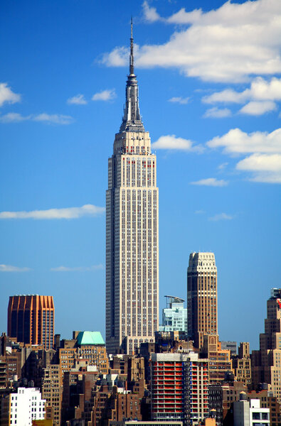 На середине города Манхэттен