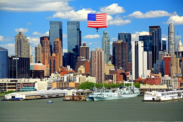 A város Közép-Manhattan látképe — Stock Fotó