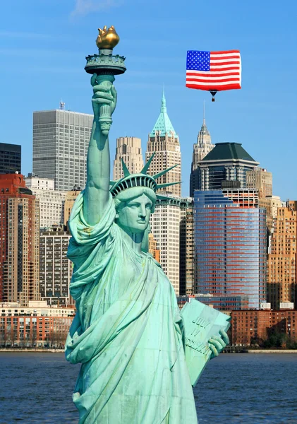 La Statue de la Liberté et New York — Photo