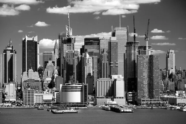 La Skyline de Manhattan au centre-ville — Photo