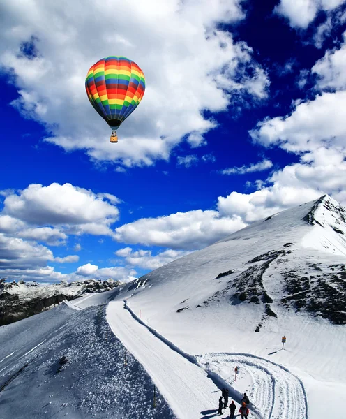 Snow mountains in Switzerland — Stock Photo, Image