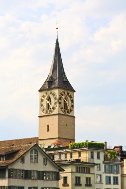 St. Peter kilise kule Zürih'te