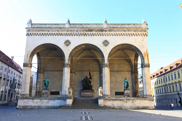 Residenz ve odeonsplatz Münih'te sahne — Stok fotoğraf