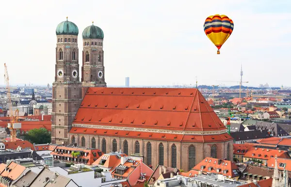 Flygfoto över München city center — Stockfoto