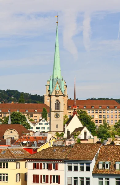 Surplombé du vieux centre-ville de Zurich — Photo