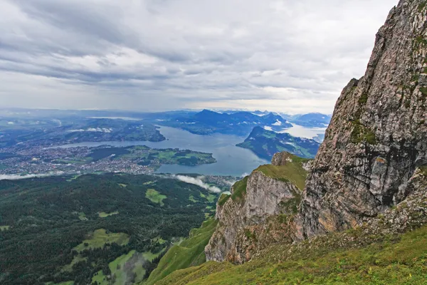 Flygfoto från toppen av pilatus — Stockfoto