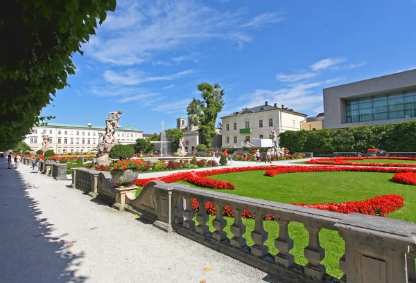 Palacio y jardín Mirabell en Salzburgo —  Fotos de Stock