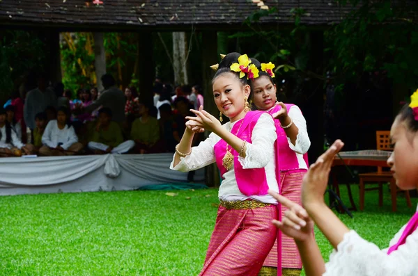 Événement traditionnel de Lanna native de Thaïlande — Photo