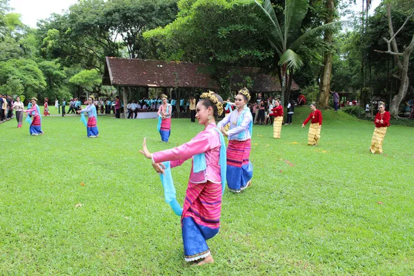 Événement traditionnel de Lanna native de Thaïlande — Photo