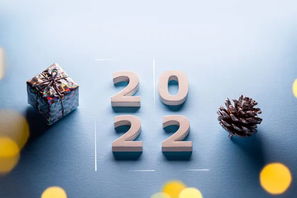 Feliz Natal Theme Minimal Cartão Natal Fundo Azul Com Presente — Fotografia de Stock