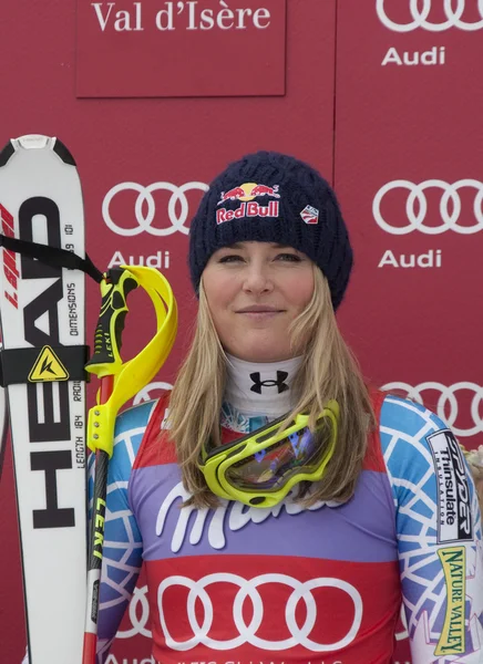 Lindsey vonn (usa) tijdens de medaille ceremonie voor de women's super gecombineerde race op de fis alpine ski world cup val d'isere Frankrijk. — Stockfoto