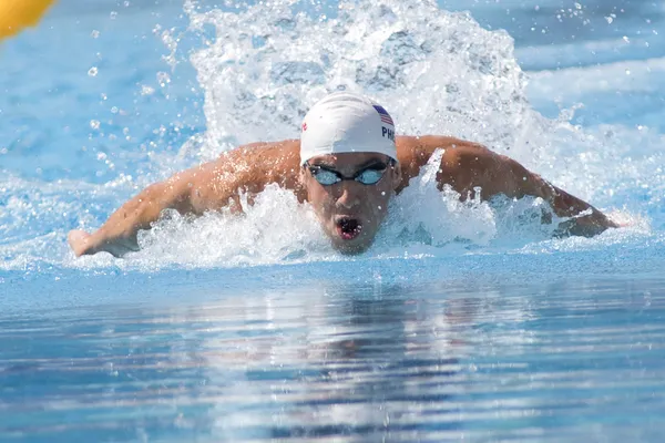 Swm: 世界水泳選手権 - メンズ 100 m バタフライ qualific。マイケル ・ フェルプス. — ストック写真