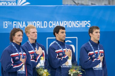 Kay: Dünya Su Sporları Şampiyonası - Erkekler 4 x 200 m serbest stil final. Michael phelps.