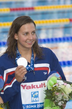 Kay: Dünya Su Sporları Şampiyonası - Kadınlar 50m kurbağalama final. Rebecca soni.