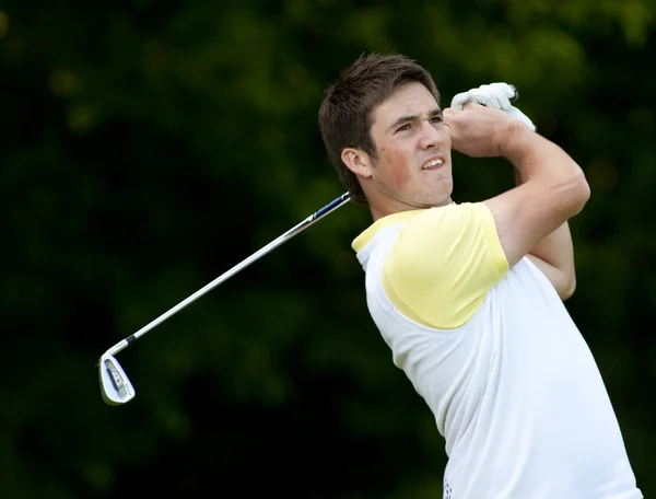 Matt Haines (GBR) in action on the first day of the European Tour. — Stock Photo, Image