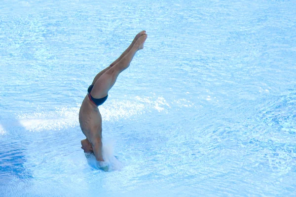 DIV: Final 3m men's diving competition. Troy Dumais. — Stock Photo, Image