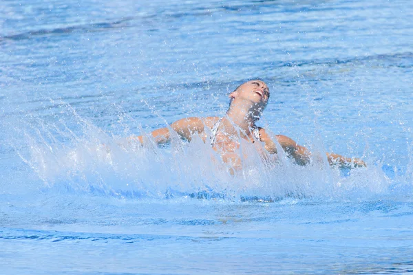 SWM: laatste solo gesynchroniseerd zwemmen. Gemma mengual. — Stockfoto