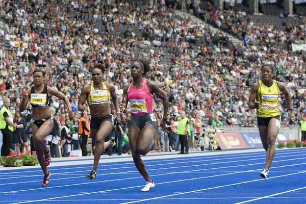 ATH: Berlin Golden League Athletics. Kerron Stewart. — Fotografia de Stock