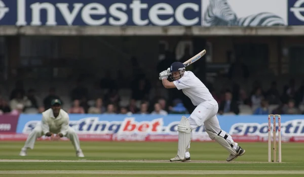 Cricket. Engeland vs bangladesh 1ste test dag 1. Johnathon trott — Stockfoto