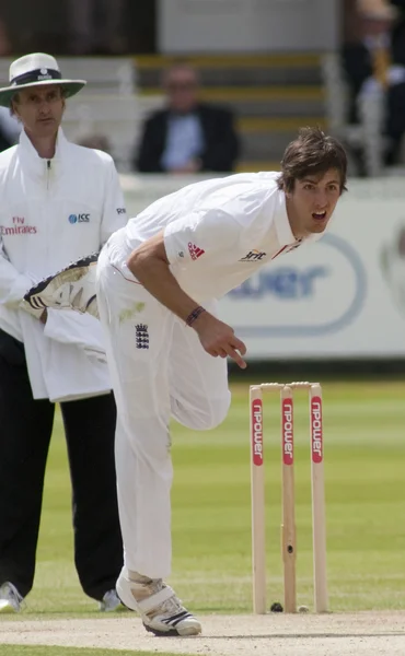 Kriket. İngiltere vs Bangladeş 1. test gün 3. Steve finn — Stok fotoğraf