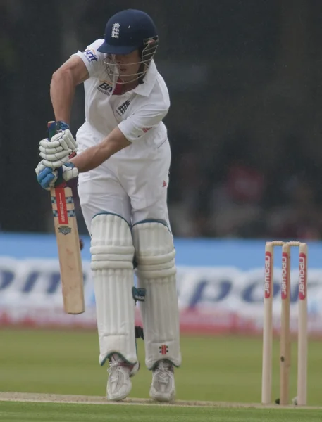 Cricket. england vs bangladesh 1. testtag 1. alaistair cook — Stockfoto