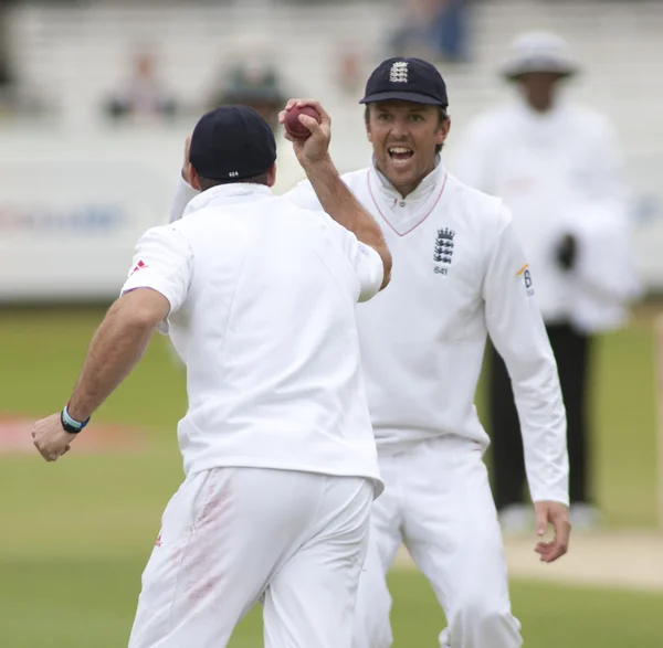 Kriket. İngiltere vs Bangladeş 1. test gün 3. Andrew strauss, shakib el hasan — Stok fotoğraf