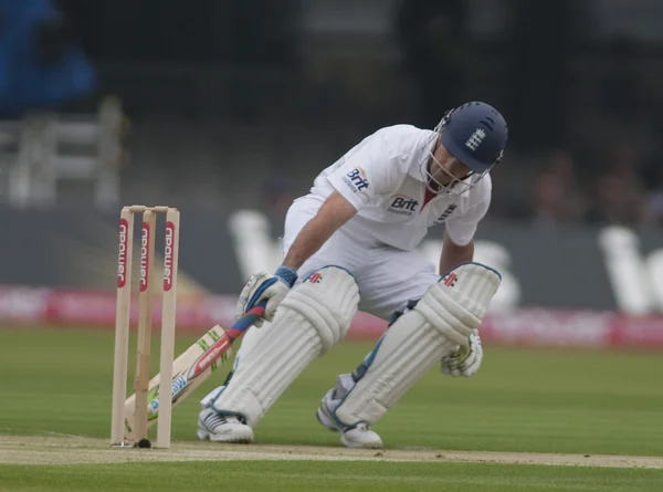 Gry w krykieta. Anglia vs Bangladeszu 1 dzień testu 1. Andrew strauss — Zdjęcie stockowe