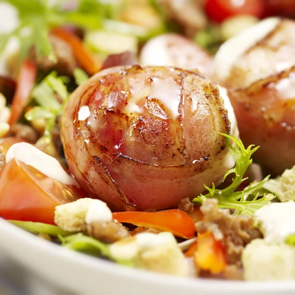 Meat balls wrapped in bacon — Stock Photo, Image