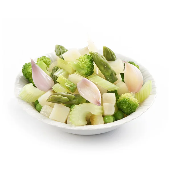 Frischer Sommersalat mit Sellerie-Brokkoli und Spargel — Stockfoto