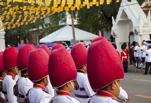 Bangkok, Thajsko - 25 října 2013: thajské strážce kapely březen — Stock fotografie