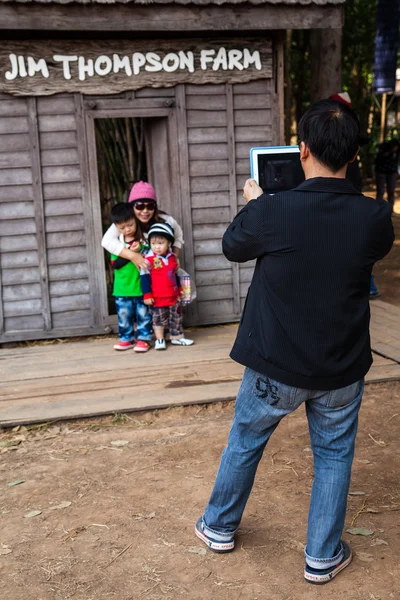 Nakhon Ratchasima, Tailândia - 31 de dezembro de 2013: Não identificado v — Fotografia de Stock