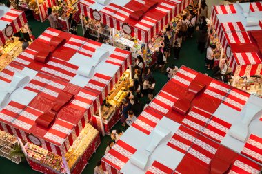 Bangkok, Tayland - 20 Aralık 2013: tanımlanamayan ziyaretçi ar