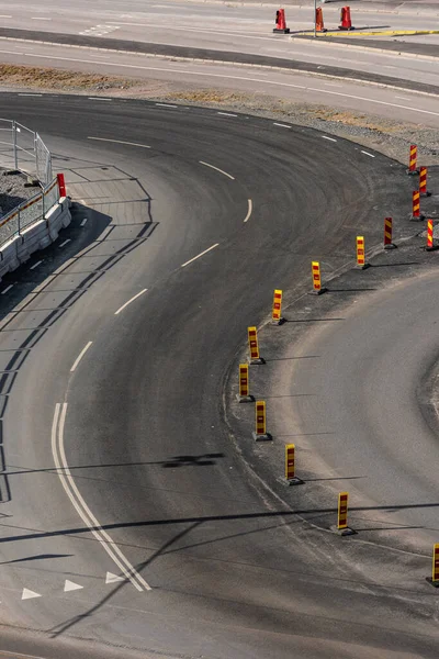 Strada Sinuosa Una Zona Costruzione — Foto Stock