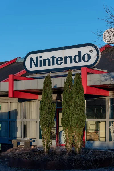 Kungsbacka Sveç Ocak 2022 Bina Girişinin Tepesinde Nintendo Logosu — Stok fotoğraf