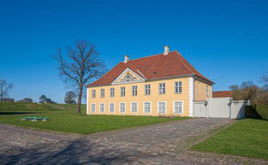 Kopenhag, Danimarka - 10 Nisan 2009: Kommandantgarden, Kastellet 'teki Kumandan Evi. 1725 yapımı..