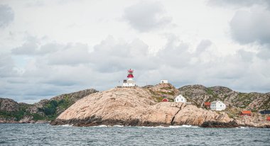 Lindesnes, Norveç - 19 Temmuz 2009: Lindesnes Deniz feneri güneyden görüldü.