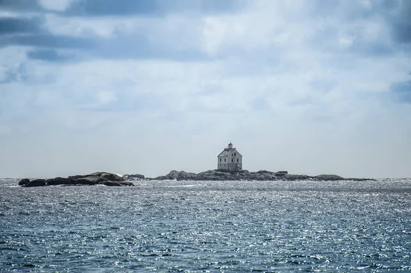 2009年7月19日 ノルウェー リングダル 放棄されたソンドレ カトランド灯台 — ストック写真