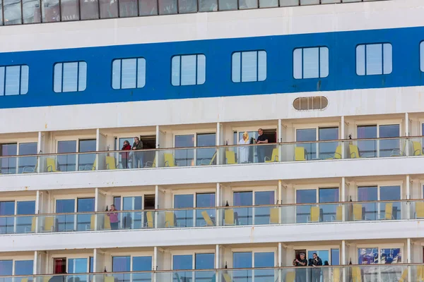 Gothenburg Sweden April 2022 People Standing Blaconies Cruise Ship — Stock Photo, Image