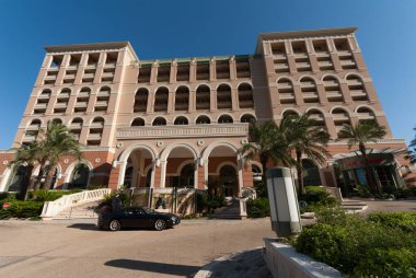 Monako, Monako - 08 Temmuz 2008: Monte-Carlo Körfezi Hoten ve Resort Girişi.
