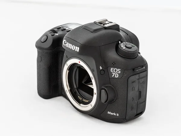 Gothenburg スウェーデン 2022年5月21日 Canon Eos Mark Iiデジタル一眼レフカメラボディのスタジオ製品写真 — ストック写真