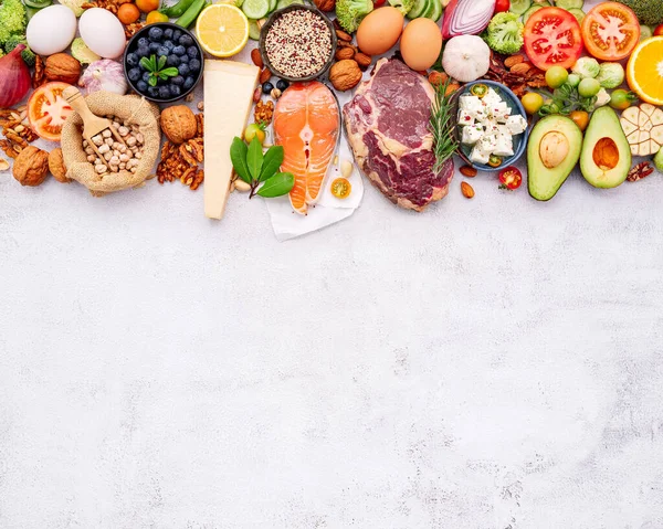 Ketogén Alacsony Szénhidráttartalmú Étrend Koncepció Hozzávalók Egészséges Élelmiszerek Kiválasztásához Fehér — Stock Fotó