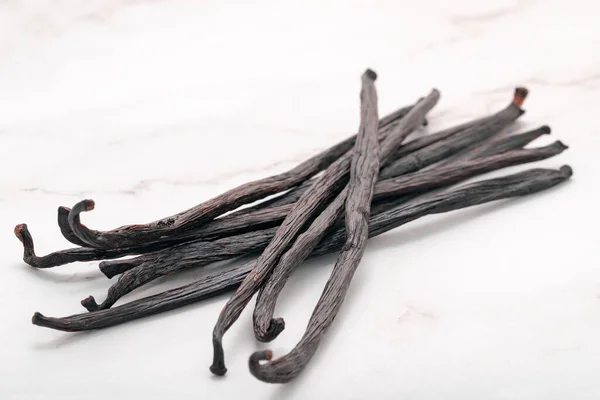 Dried Vanilla Sticks Set Marble Background — Stock Photo, Image