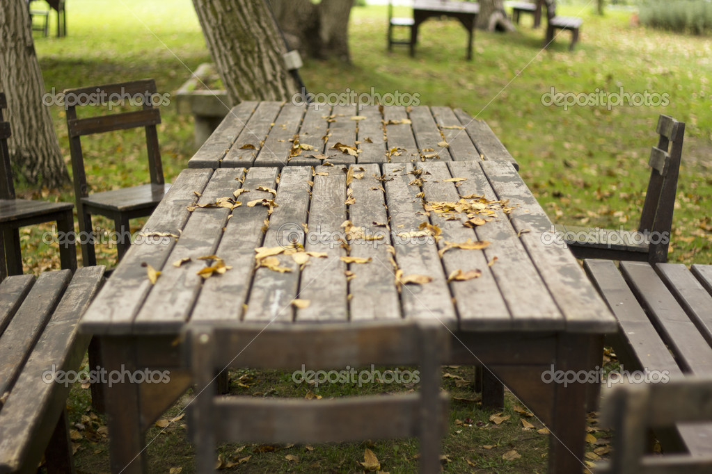 marks on teak wood table