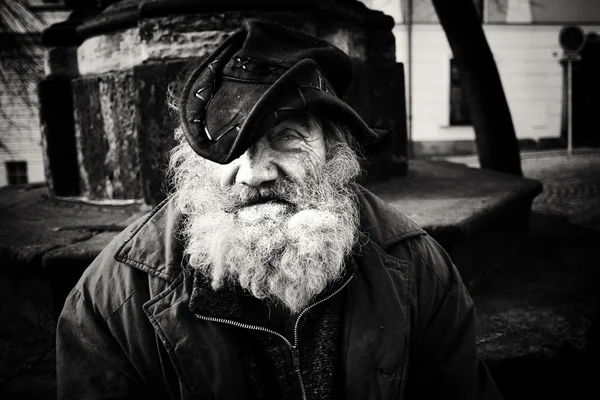 Bezdomovec emocionální portrét — Stock fotografie